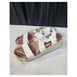 Pair new Skechers Martha Stewart womens Sandals~9