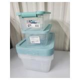 Set of 6 like new clear boxes w/ Lids