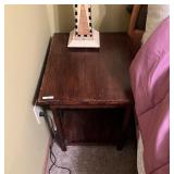 Pair Wood Nightstand/tables