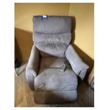 Electric Recliner in MBR