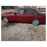 2001 Jaguar S Type 4 door