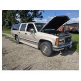 GMC Suburban 2500 1988 215,116 miles