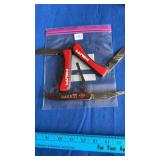 3 pocket knives