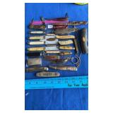 25+- assorted knives