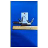 2 Barlow Knives 2 Blades