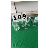 4 martini glasses and 2 stemless wine glasses