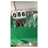 4 Colonel Littleton glasses plus 10 assorted