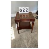 mid-century modern side table 21 1/2ï¿½ x 21 1/2ï¿½