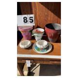 5 Flower Planters plus 2 bowls and plastic tray