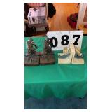 pair of vintage ceramic cornucopia bookends with