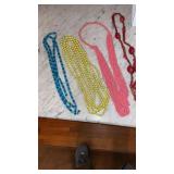 11 lady necklaces and 2 bracelets