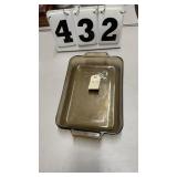 Glass baking dish