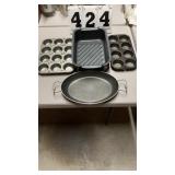 4 Cooking Pans