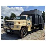 1993 Ford F70 Chipper Truck