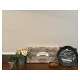 Farmhouse Wall & Tabletop Decor