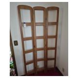 Wood Folding Screen Frame for 15 Photos
