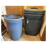 Rubbermaid Plastic Trash Cans