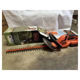 22-in Black+Decker Cordless Hedge Trimmer
