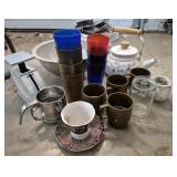 Teapot, Cups, Bowl, Scale