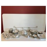 Edelstein Maria Theresia Moss Rose China Set
