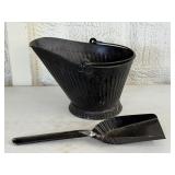 Black Coal Scuttle Ash Bucket with Shovel