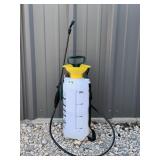 Ground Work 2-Gallon Pump Sprayer