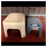 2 Plastic Step Stools