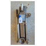 Hydraulic Floor Jack with 4000 lb Capacity