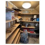 Kitchen Pots, Pans, Appliances & Accessories