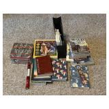 Paw Print Kit, Books & Game