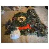 Christmas Wreath & Greenery