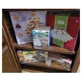 Wilton Cupcake Dessert Stand & More Kitchen Gadget