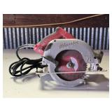 Milwaukee 7 1/4 in Circular Saw