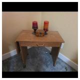 Drop Leaf Side Table with Drawer