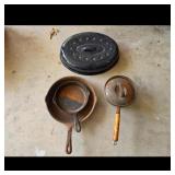 Wagner Ware Vintage Cast Iron Skillet Set