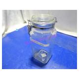 LOT, 6PCS 9.5"T LOCK-LID GLASS JARS