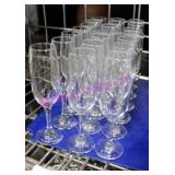 LOT, 21 PCS. CHAMPAGNE FLUTES
