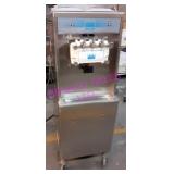 1X, TAYLOR 791-33 ICE CREAM MACHINE - NOTES!