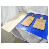 LOT, 8 PCS ASST SIZE WOOD PADDLES  NOTES!