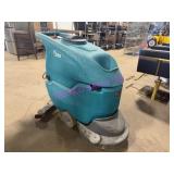 1X, TENNANT T290 20" SELF-PROPEL FLOOR SCRUBBER