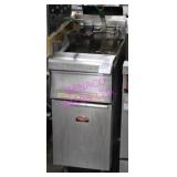 1X, FRYMASTER DEEP FRYER 40LB NAT GAS PMJ135SD