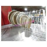 LOT, 1 PIZZA SCREEN RACK W/ 27 ASST PAN/SCREENS
