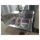 1X, S/S HANDWASH SINK W/ SPLASH GUARDS