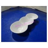 LOT, 9PCS 10.5"L 3 SLOT SAUCE TRAY