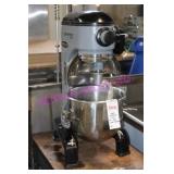 1X, HOBART CENTERLINE 20 QT MIXER HMM20 NOTES!