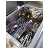 LOT, 1 BIN ASST KITCHEN SUPPLIES  NOTES!