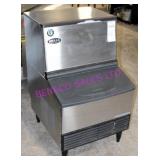 1X, HOSHIZAKI ICE MAKER KM-231BAJ 25"X28"X39"H