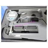 1X, NEW MITUTOYO 527-520S THICKNESS GAUGE