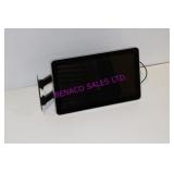 1X, EFLYN 15.5" TOUCH SCREEN MONITOR W/ MOUNT NOTE