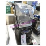1X, HAMILTON BEACH HBH750 T/T BLENDER, NO JUG